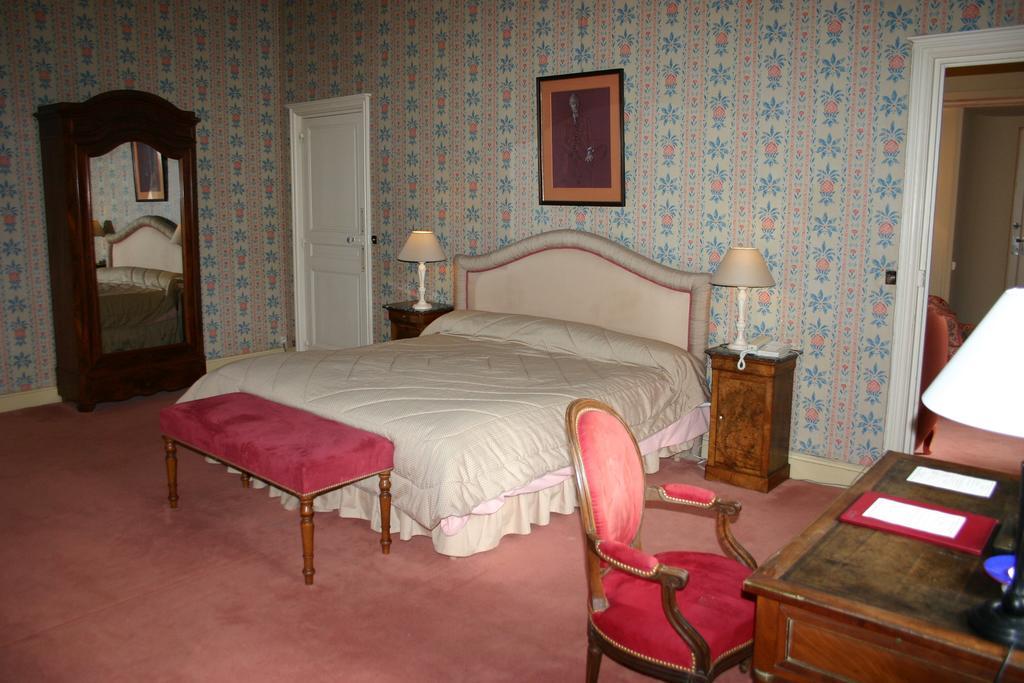 内尔河畔欧比尼 Chateau De La Verrerie酒店 客房 照片