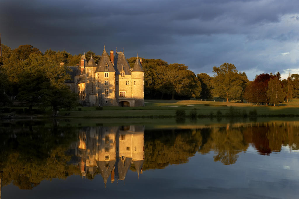 内尔河畔欧比尼 Chateau De La Verrerie酒店 外观 照片